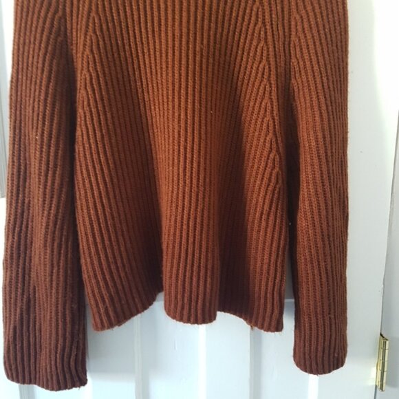Dex Rib Knit Long Sleeve Crewneck Sweater Gold Button Detail Toffee Brown Sz S - Picture 9 of 12